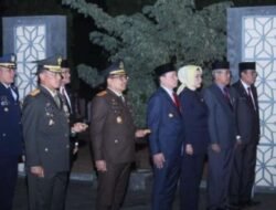 Ketua DPRD Sumsel Hadiri Apel Kehormatan dan Renungan Suci di TMP Ksatria Siguntang