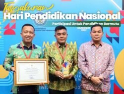 Pemkot Palembang Terima Penghargaan Dari Mendikdasmen Di Hari Pendidikan Nasional
