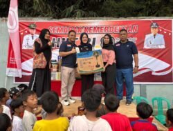 Momentum HUT RI ke-80, Camat IT II dan Lurah Satu Ilir Satukan Langkah dalam Jalan Santai Sehat