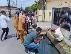Lurah Plaju Ulu Tindak Cepat Aduan Warga, Dampingi Walikota Sidak Drainase Sriraya 5