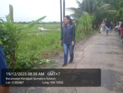 Bersih, Kompak, Humanis: Aksi Jum’at Bersih Lurah Karyajaya