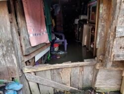 Mitigasi Cepat! Lurah Sebelas Ulu Cek Titik Rawan Pasang Surut