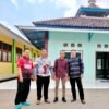 Peduli Pendidikan, Komisaris TR Jaya Grup Renovasi Mushola SMAN 1 Sanga Desa
