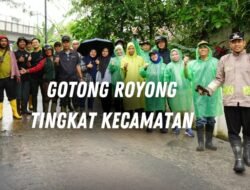 Inovasi Lewat Sapu Lidi, Aksi Nyata Camat Sukarami di Jl. Cempaka Putih