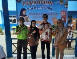 SDN 106 Palembang Salurkan Zakat Fitrah kepada 85 Siswa, Yanita Aquarena: Tanamkan Nilai Berbagi di Ramadhan